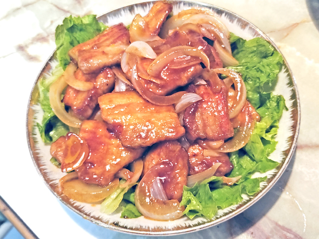 豚バラブロック肉で！ヤンニョム風ポーク♪