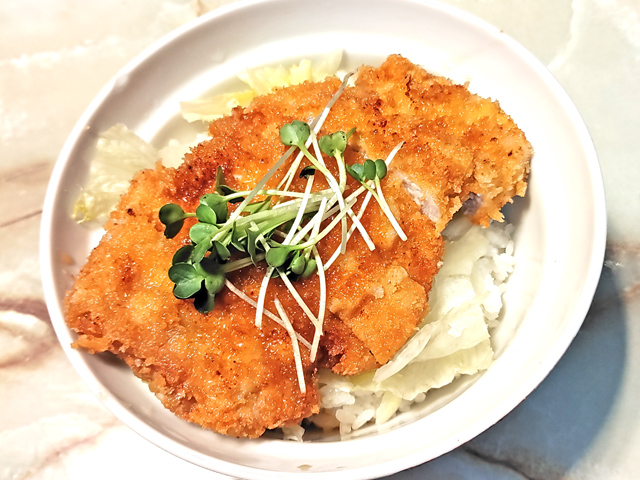 トンカツアレンジ！豚ロースの甘じょっぱいカツ丼♪