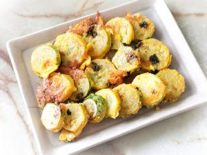 ズッキーニ消費レシピ！チーズ入りピカタ風♪