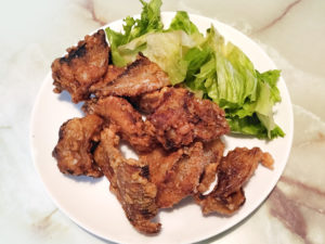 カリコリ食感が楽しい？かすべのから揚げ♪